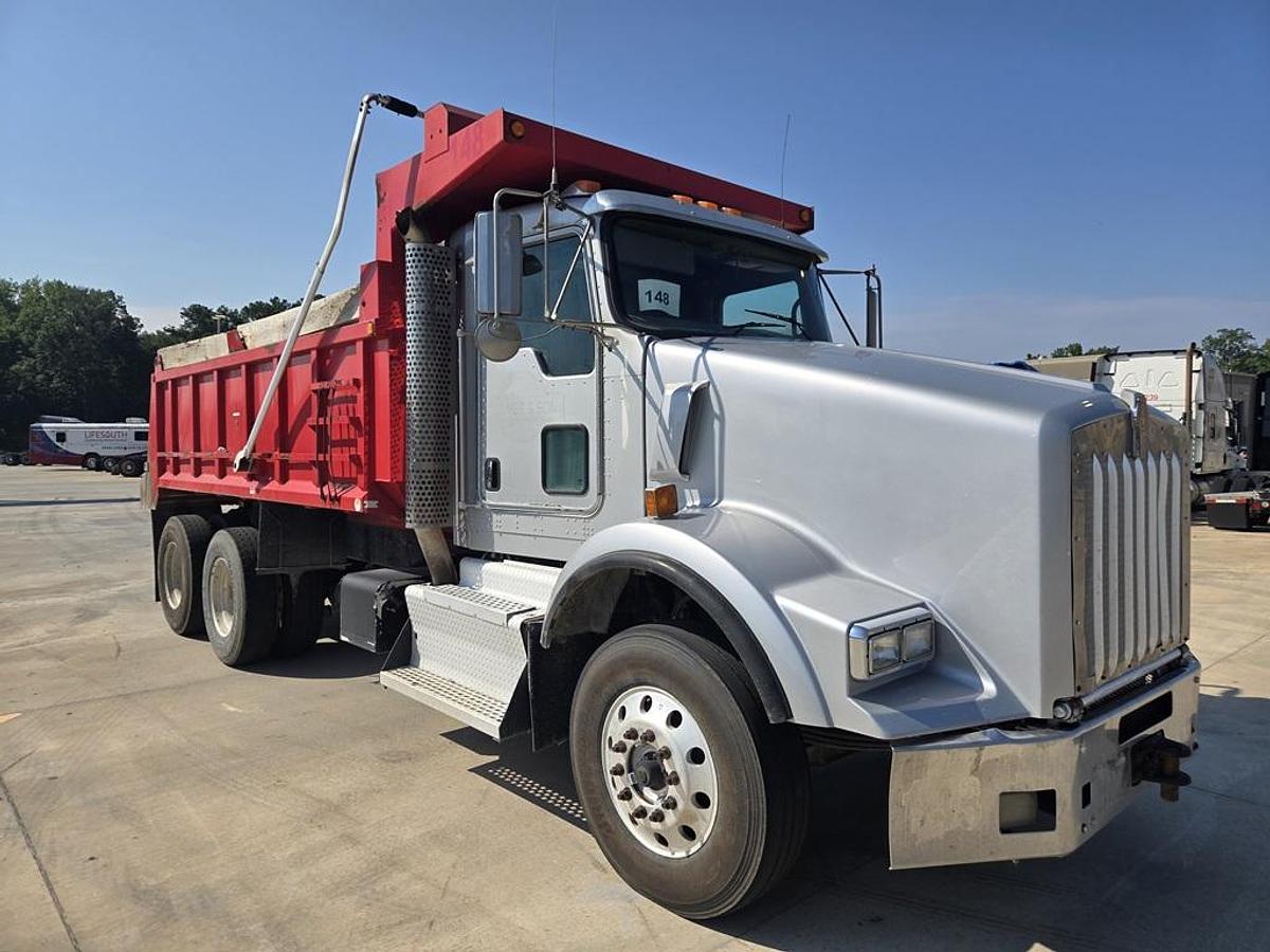 Used 2013 KENWORTH T800