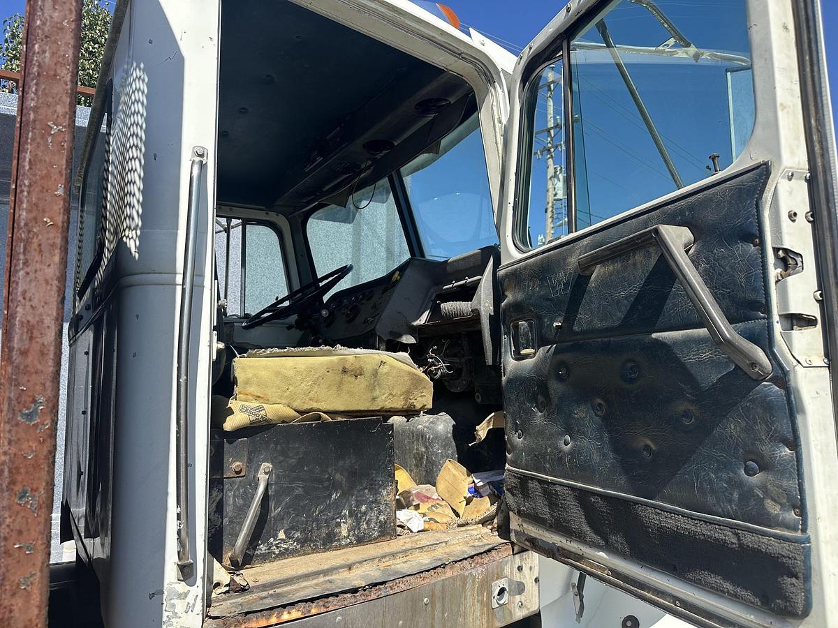 Used 1993 WESTERN STAR 4800