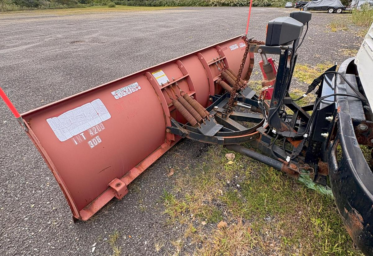 Used 1990 INTERNATIONAL 4900