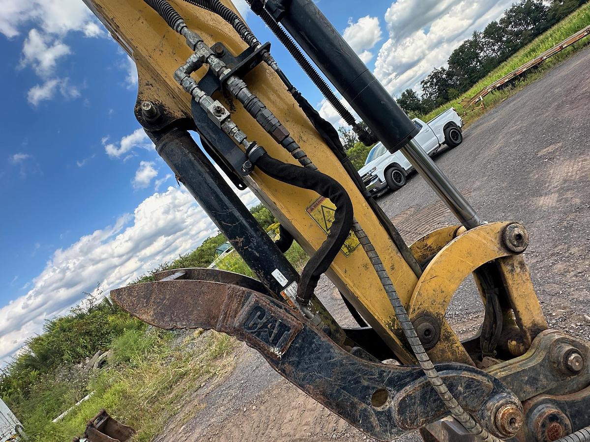 Used 2017 CATERPILLAR 305.5E2 CR