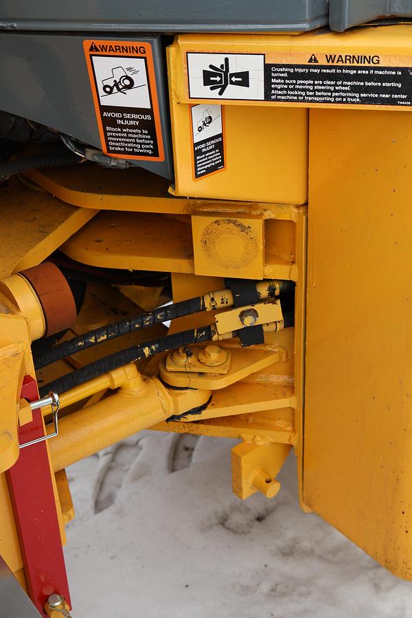 Used 2000 DEERE 244H