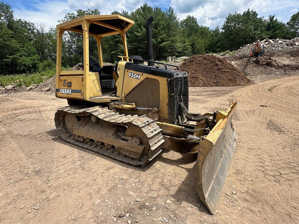 Used 2001 DEERE 450H