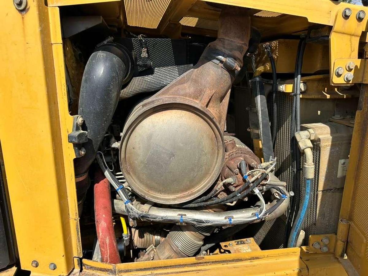 Used 2014 CATERPILLAR D6T XL