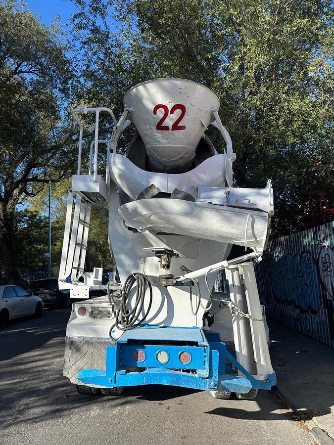 Used 2014 KENWORTH T440