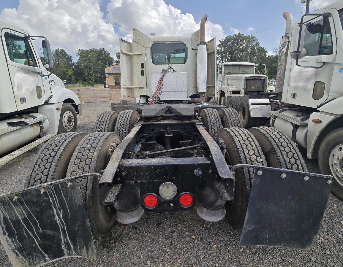 Used 2007 FREIGHTLINER Columbia