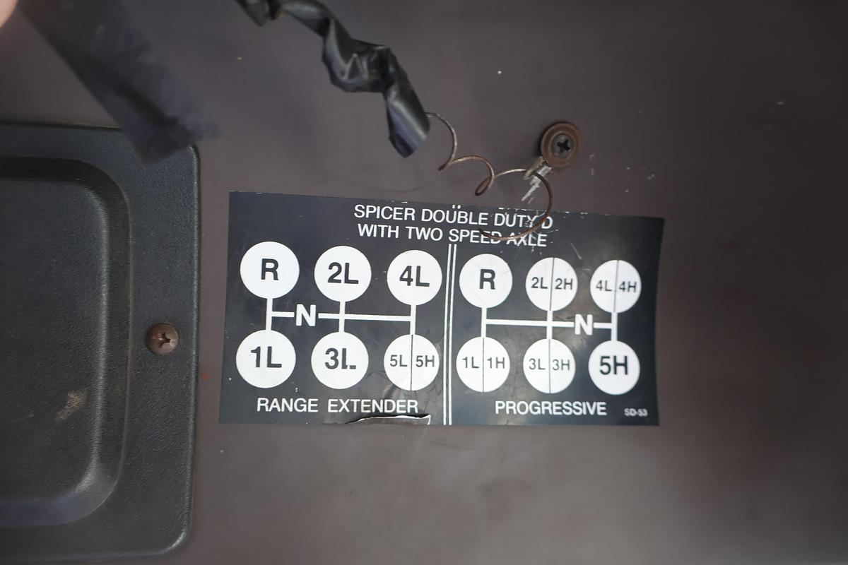 Used 1988 INTERNATIONAL 1954