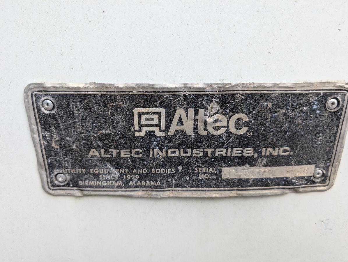 Used 1996 INTERNATIONAL 4800