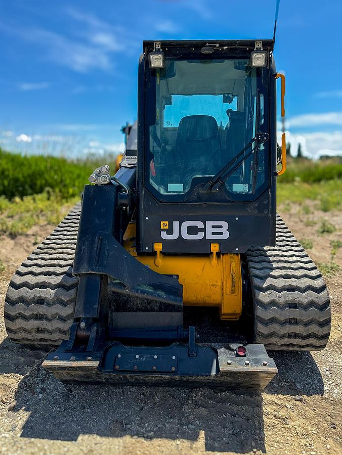 Used 2024 JCB 270T