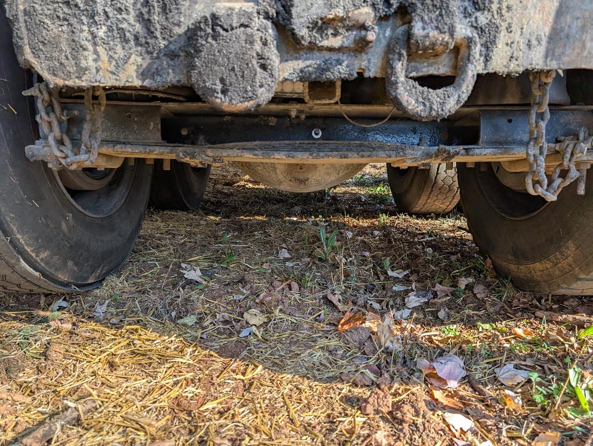 Used 1996 INTERNATIONAL 9400 Tri Axle