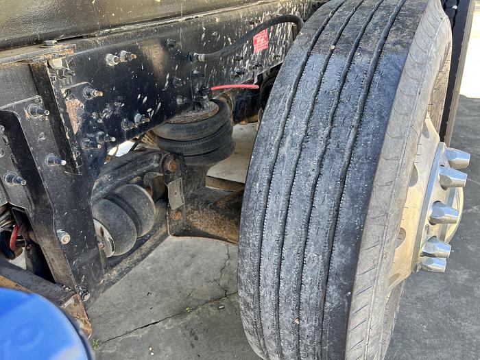 Used 2016 VOLVO VHD84B200