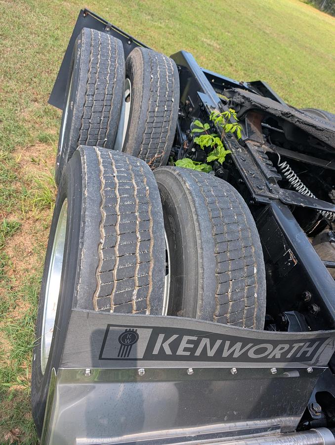 Used 2021 KENWORTH T680