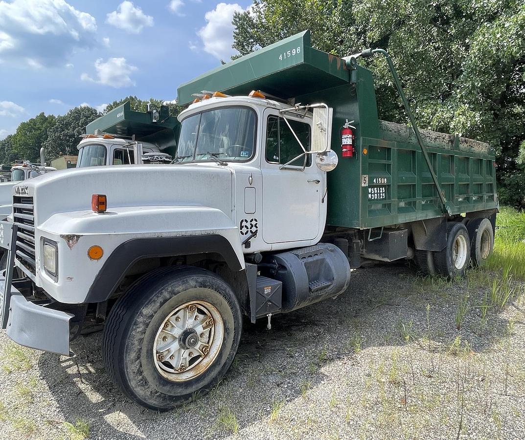 Used 1993 MACK RD 690S