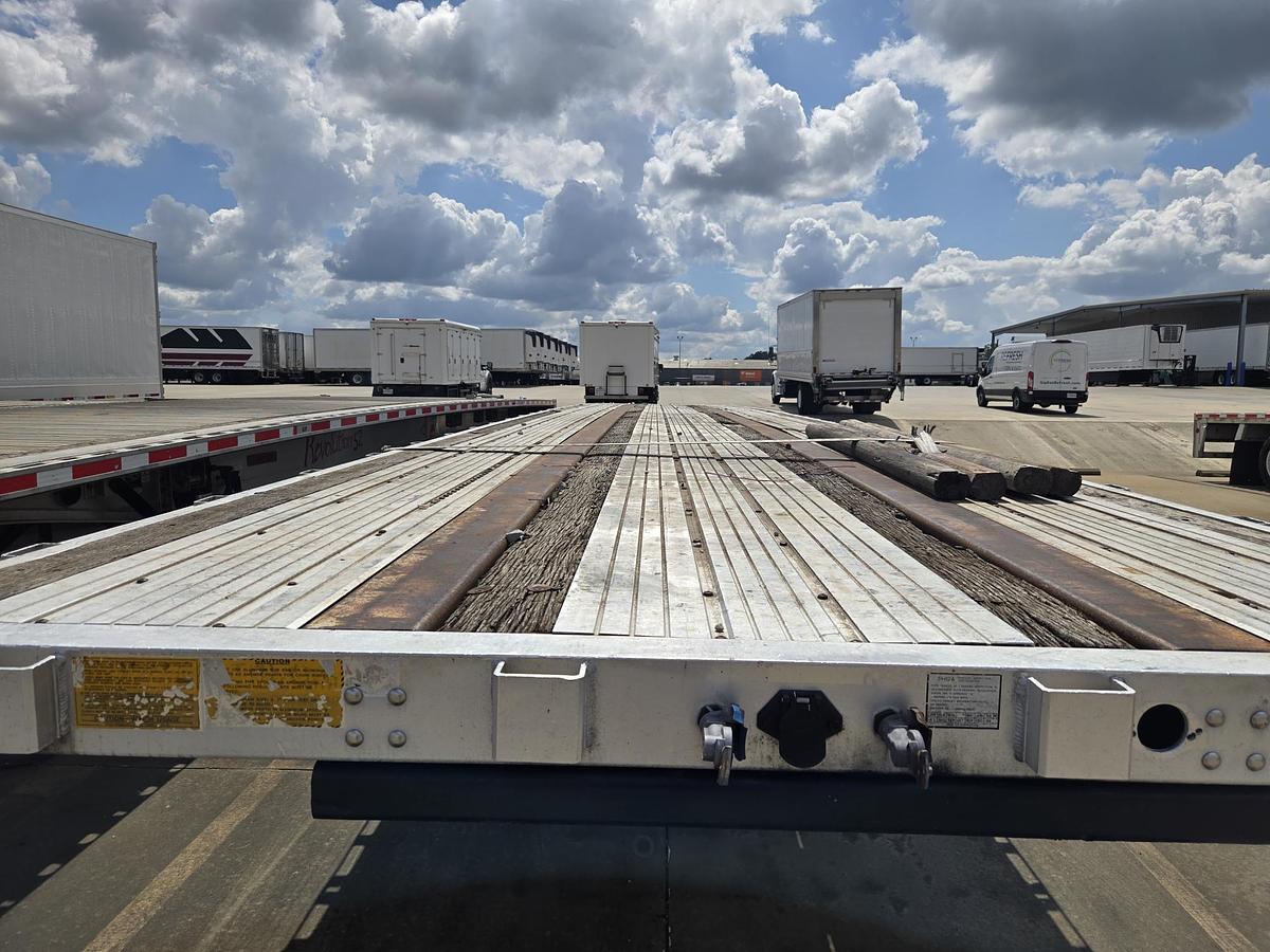 Used 1999 UTILITY 48 x 102