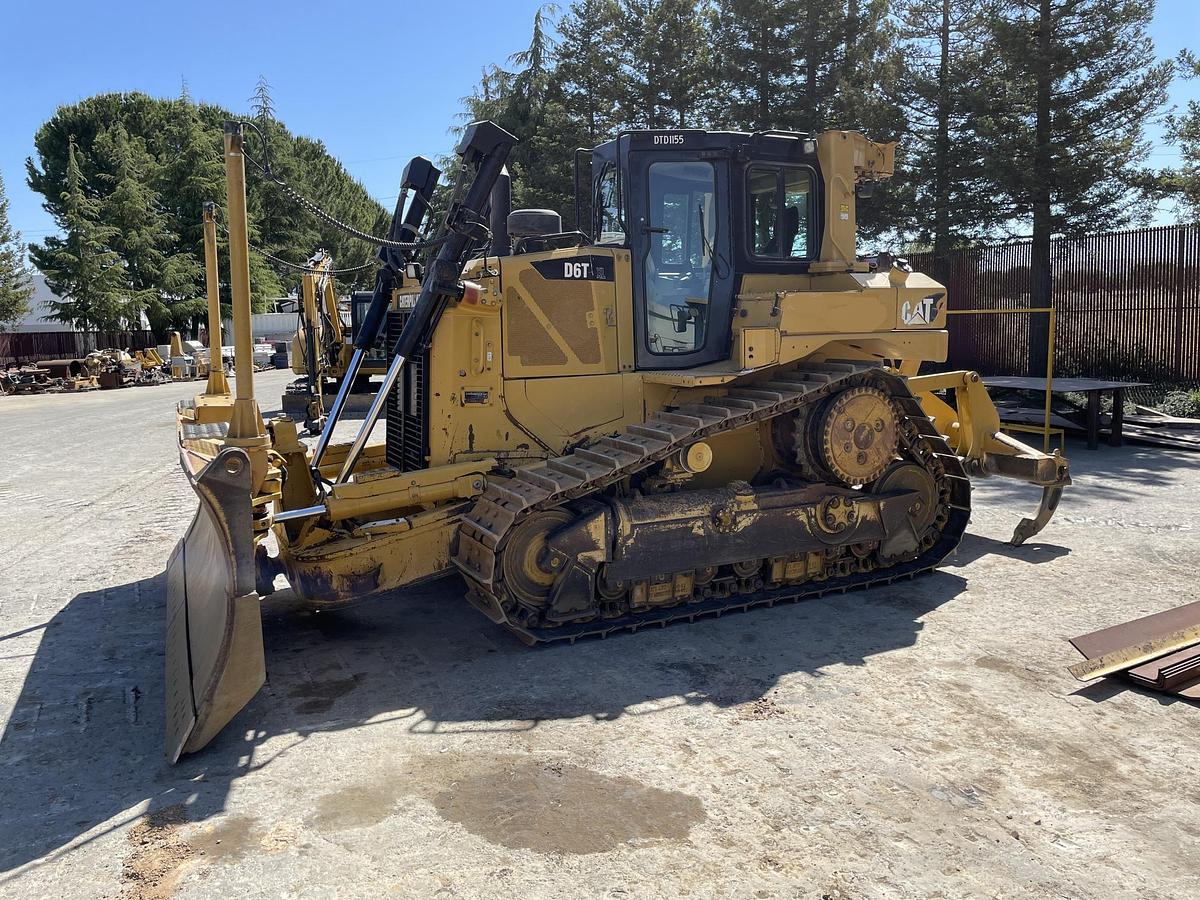 Used 2013 CATERPILLAR D6T XL