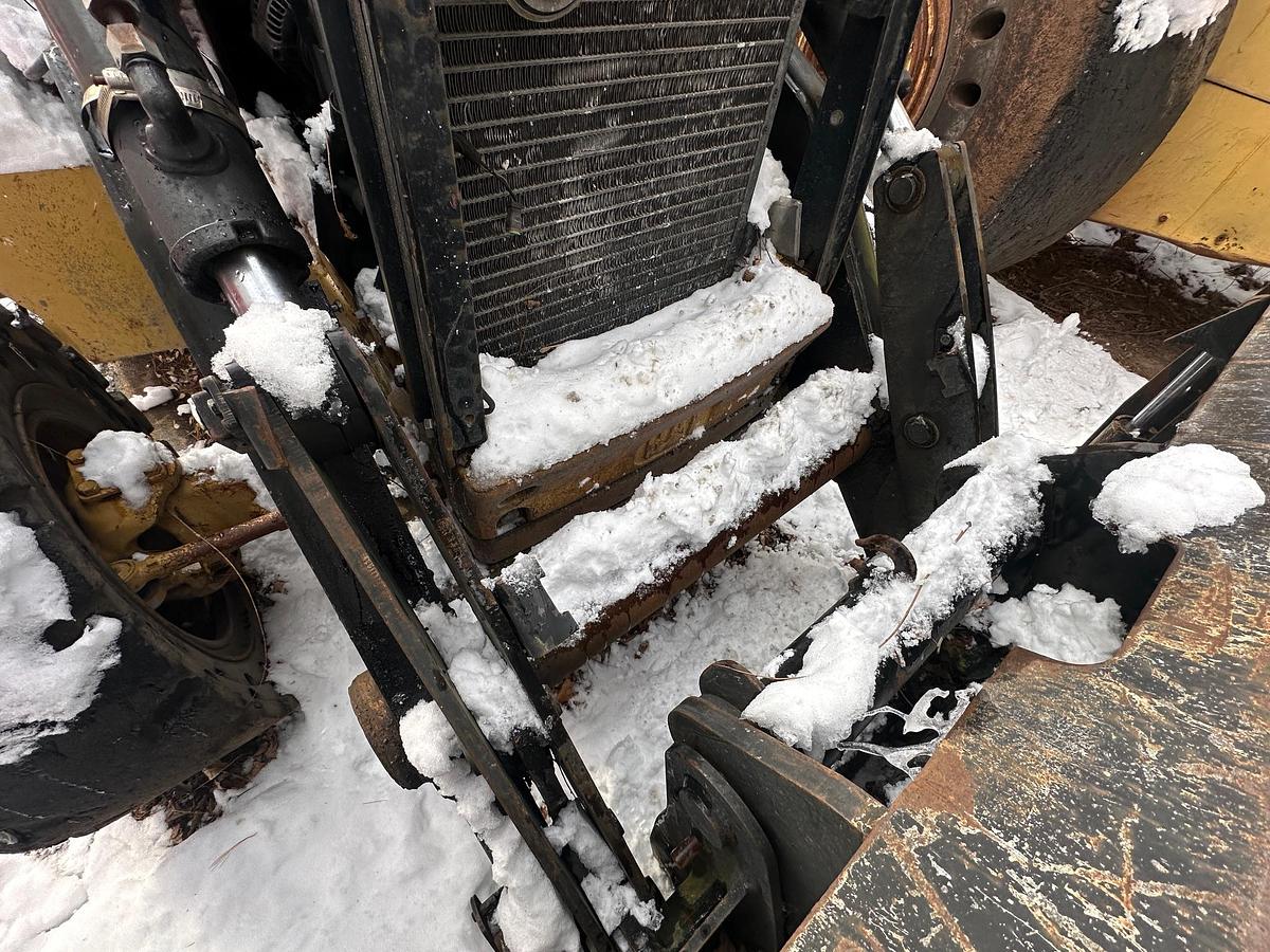 Used 2004 CATERPILLAR 420D IT