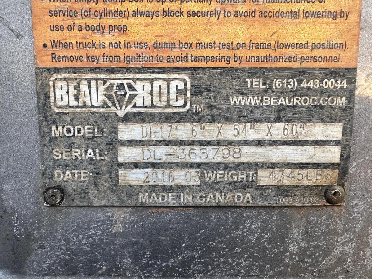 Used 2017 MACK Granite GU713