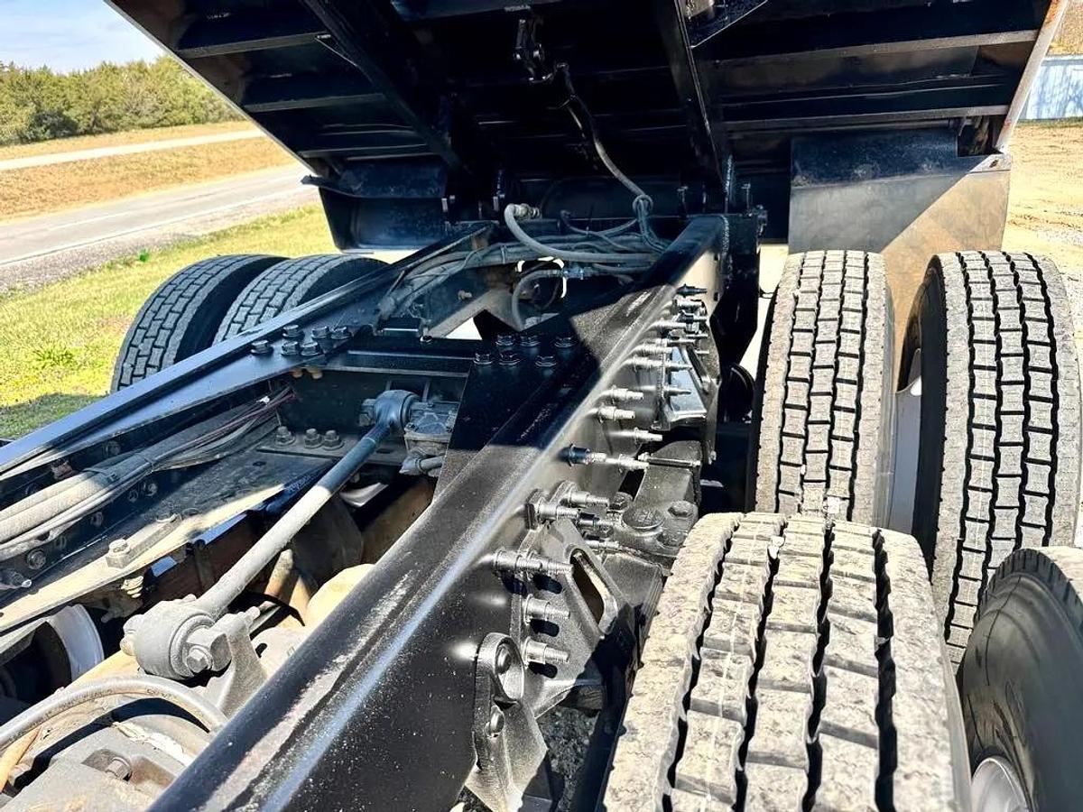 Used 2012 INTERNATIONAL 7600