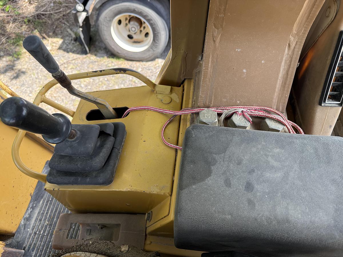 Used 1996 CATERPILLAR 963B