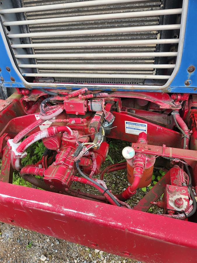 Used 2001 MACK DM690S Conveyor