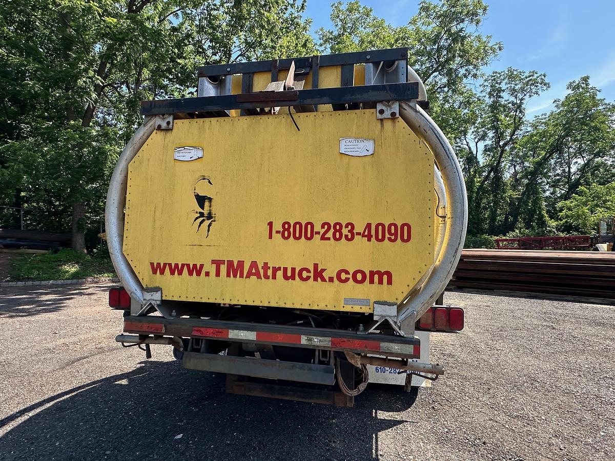 Used 2003 FREIGHTLINER FL70