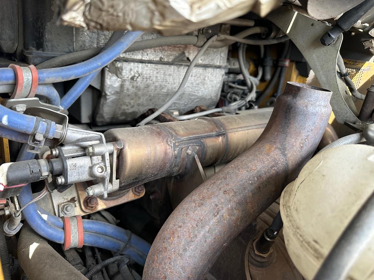 Used 2018 DEERE 332G