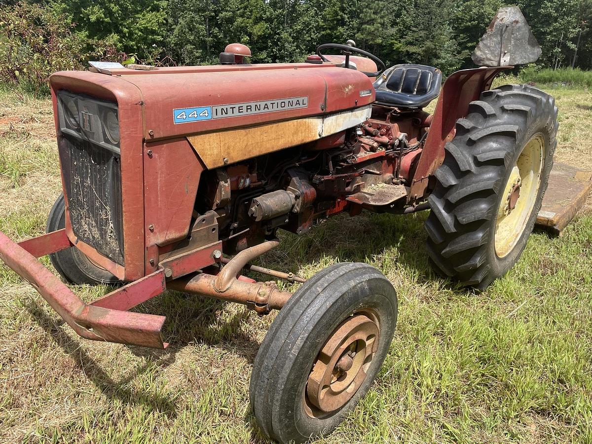 Used 1969 INTERNATIONAL 444