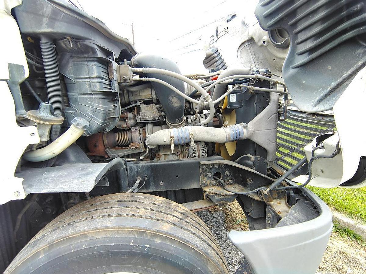 Used 2012 FREIGHTLINER Cascadia