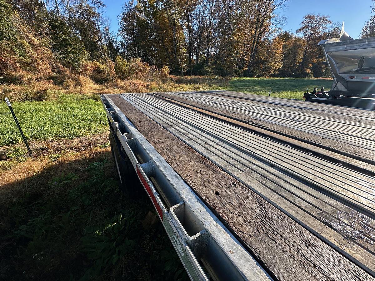 Used 2012 UTILITY 53'X102 High Flat