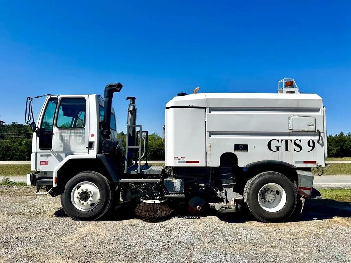 Used 2007 STERLING SC8000