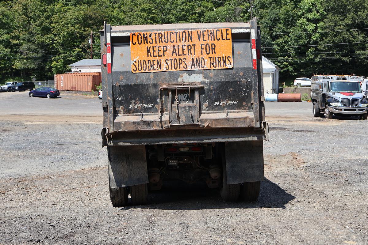 Used 2009 MACK Granite GU713