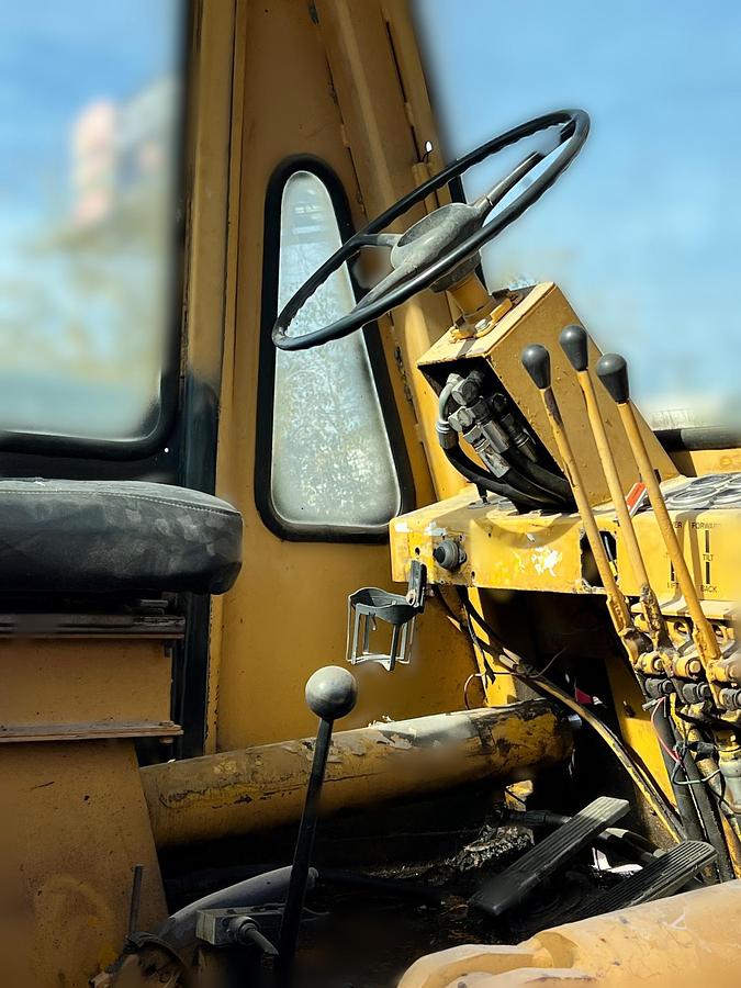 Used 1982 WIGGINS WD228y