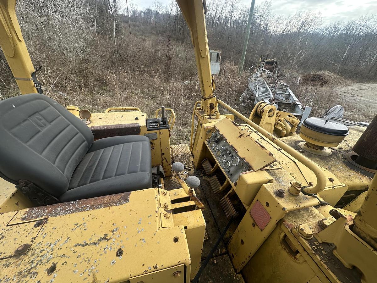 Used 1979 CATERPILLAR 977L