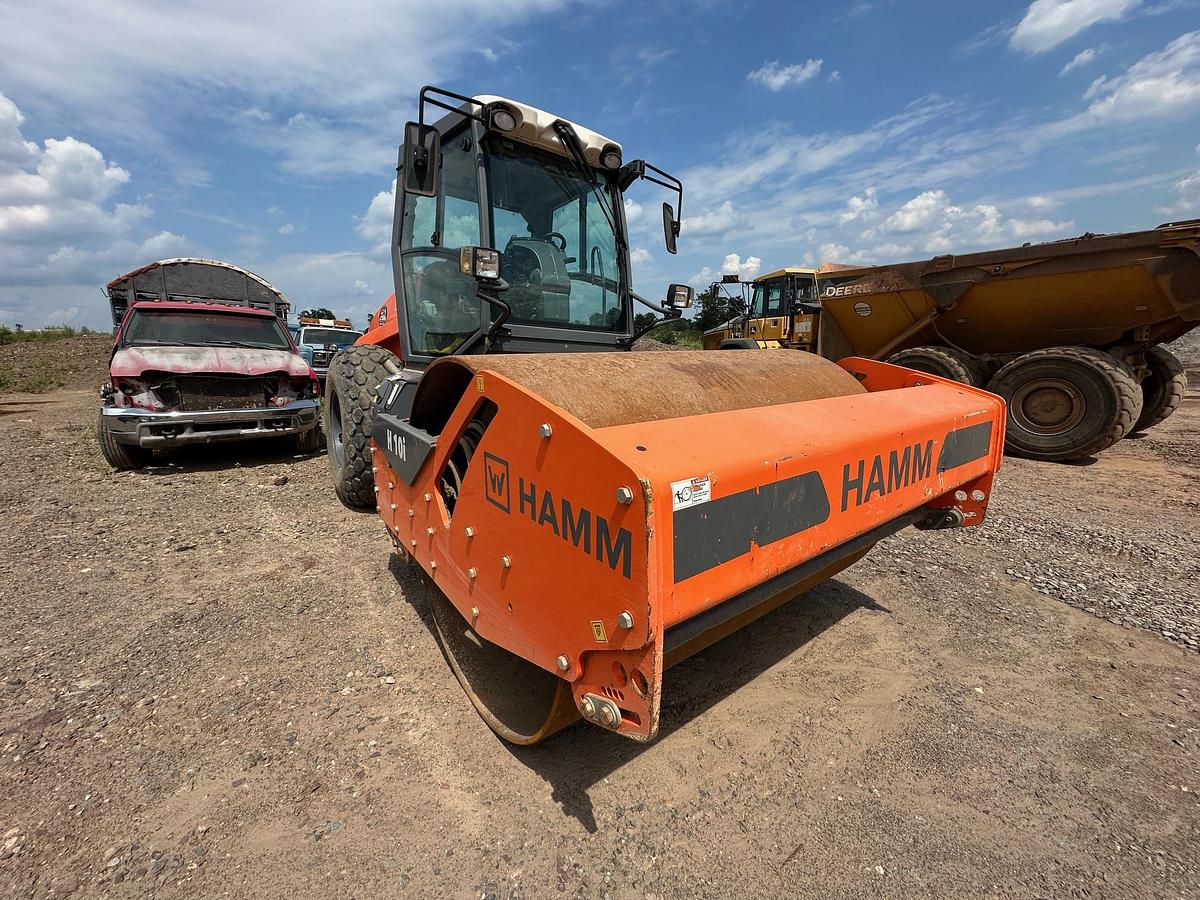 Used 2019 HAMM H10i