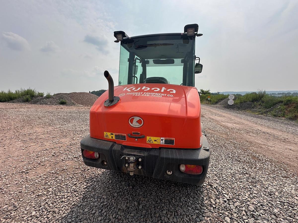 Used 2023 KUBOTA R640