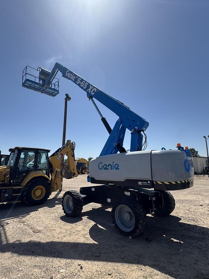 Used 2023 GENIE S65XC