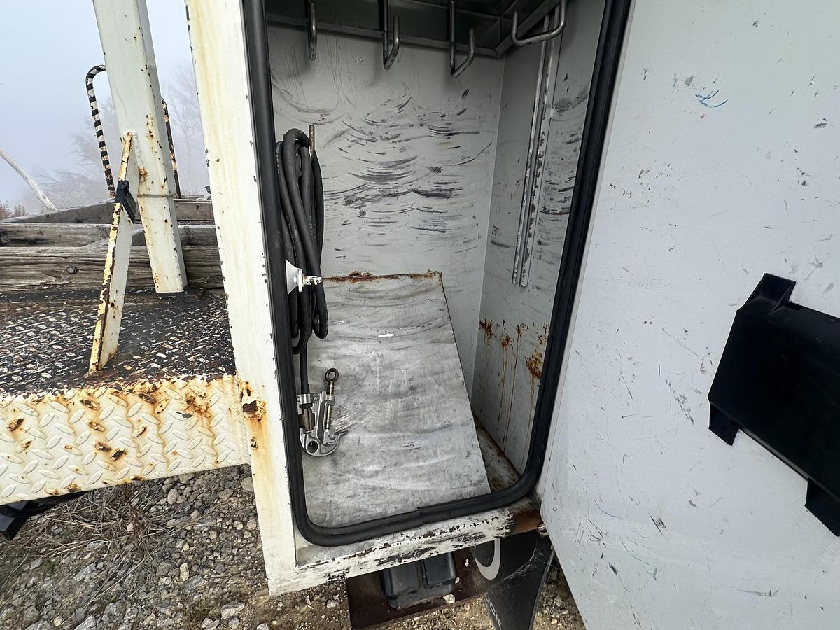 Used 2017 FREIGHTLINER M2 106