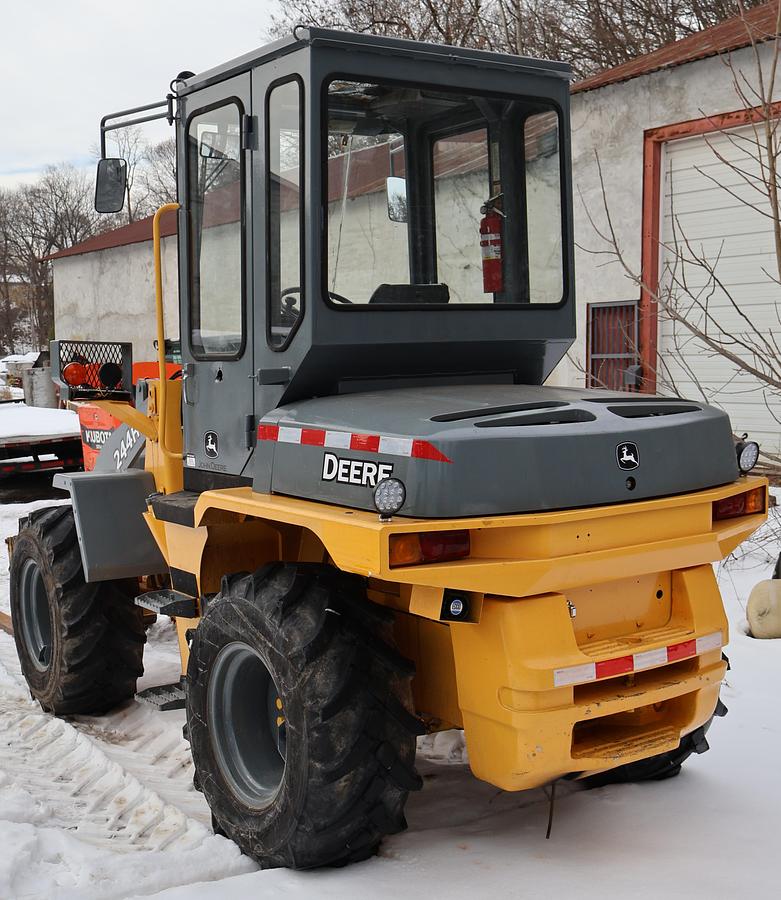 Used 2000 DEERE 244H