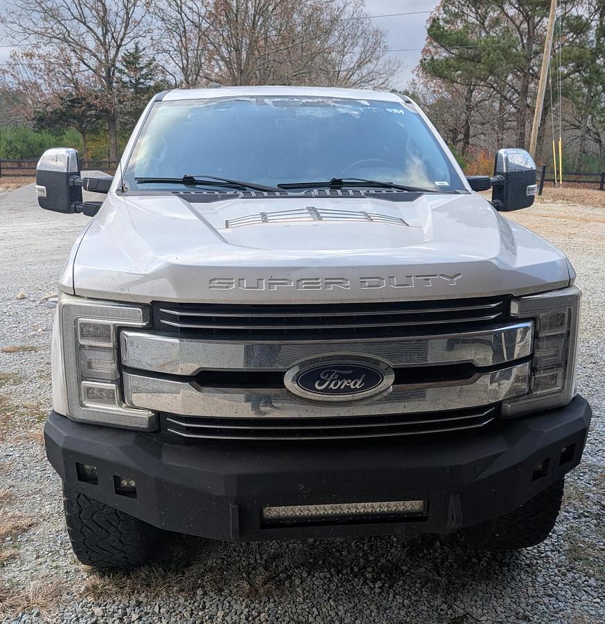 Used 2017 FORD F250 Lariat