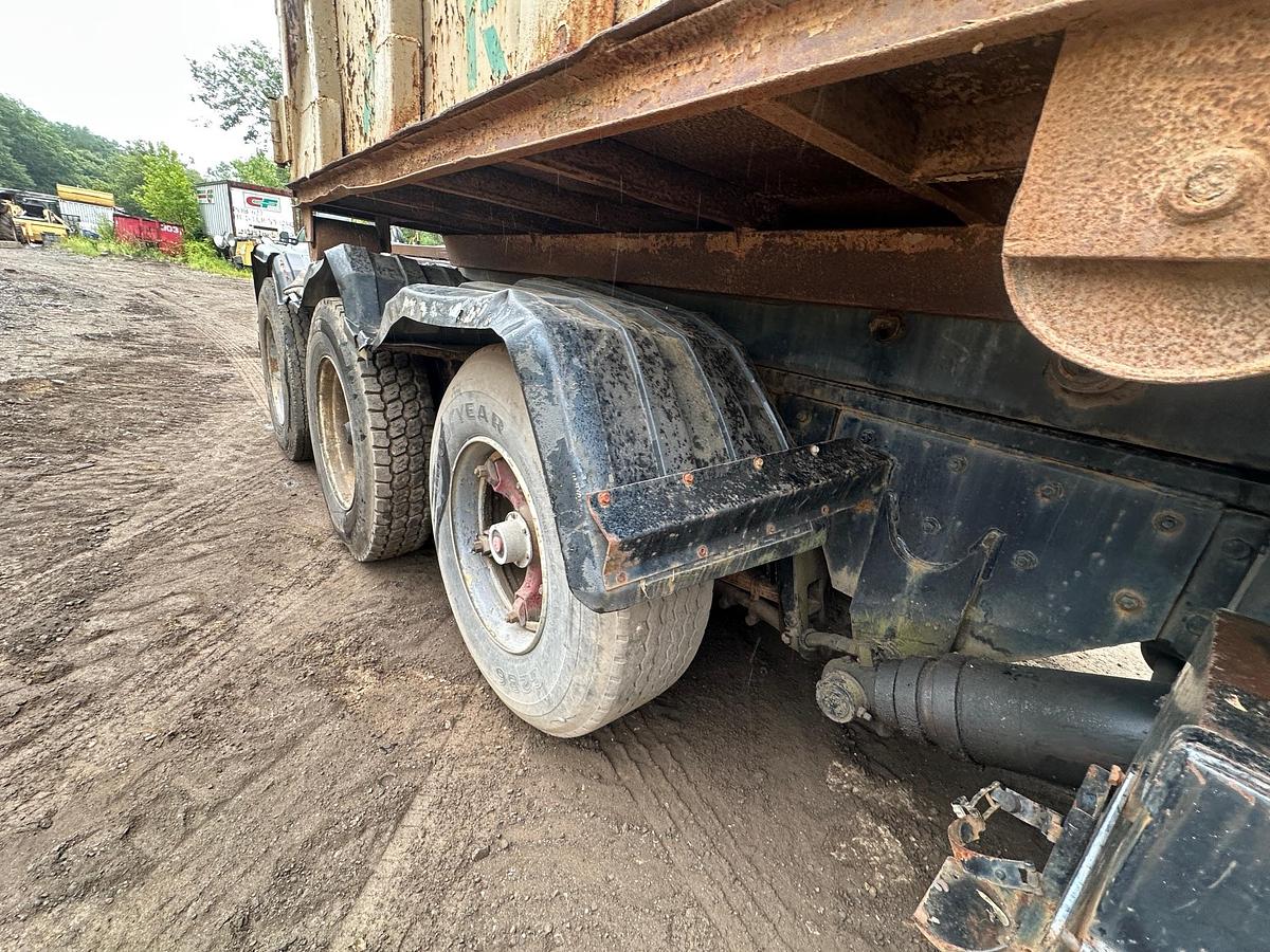 Used 1989 MACK RD600K