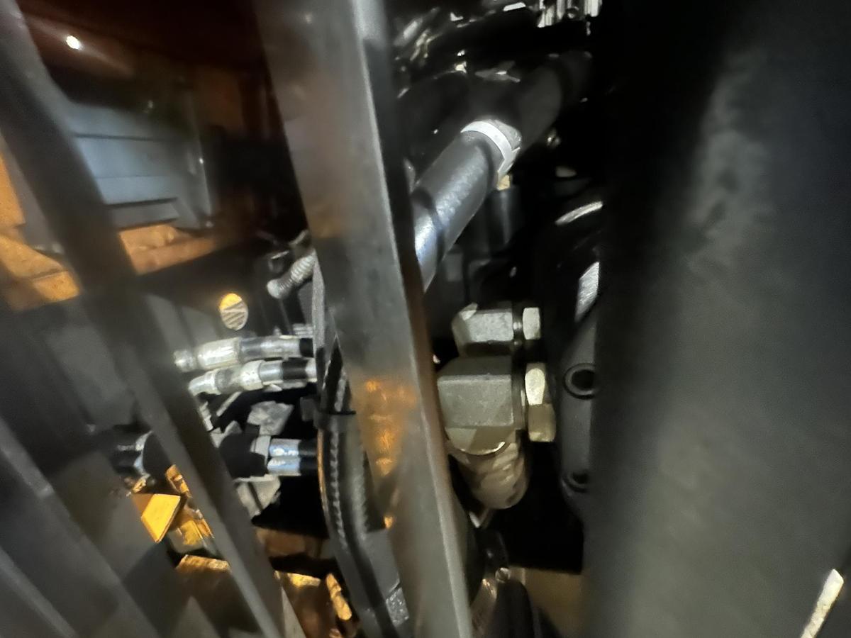 Used 2015 LEEBOY 8515C