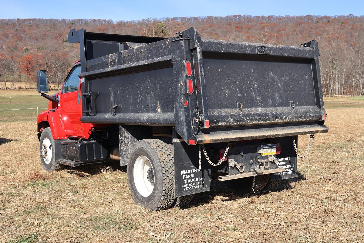 Used 2005 CHEVROLET C8500