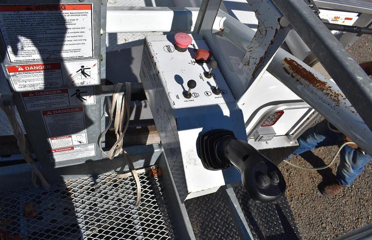 Used 2022 CHEVROLET 5500HD 4X4