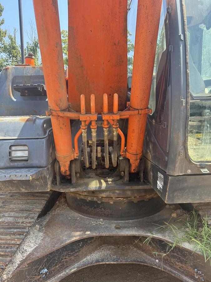 Used 2017 HITACHI ZX160LC-5N