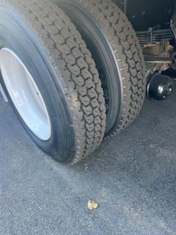 Used 2017 INTERNATIONAL 4300 Attenuator