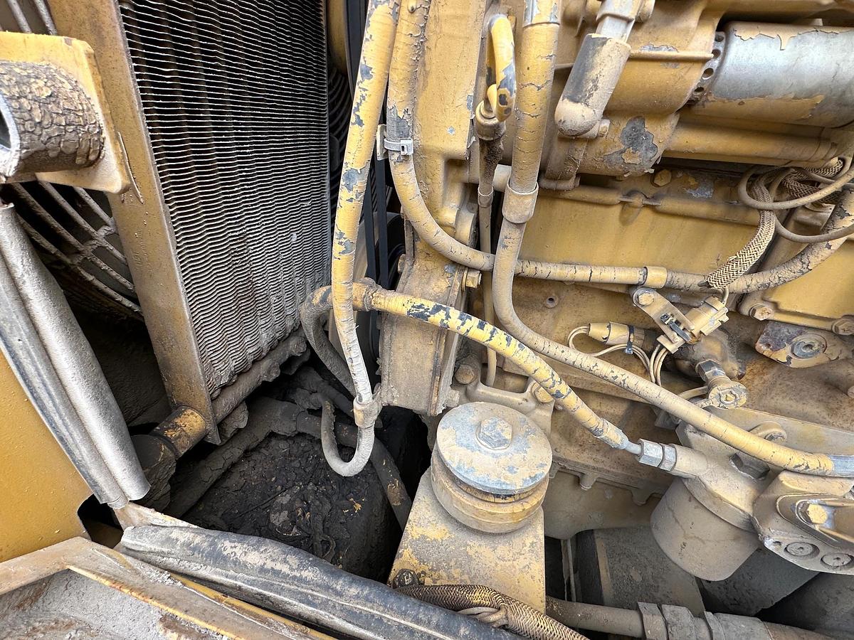 Used 1994 CATERPILLAR 938F