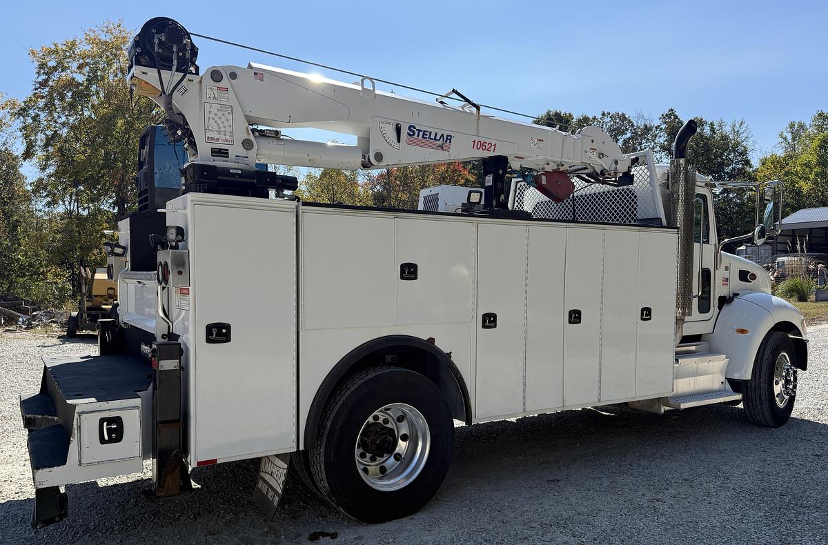 Used 2017 PETERBILT 337