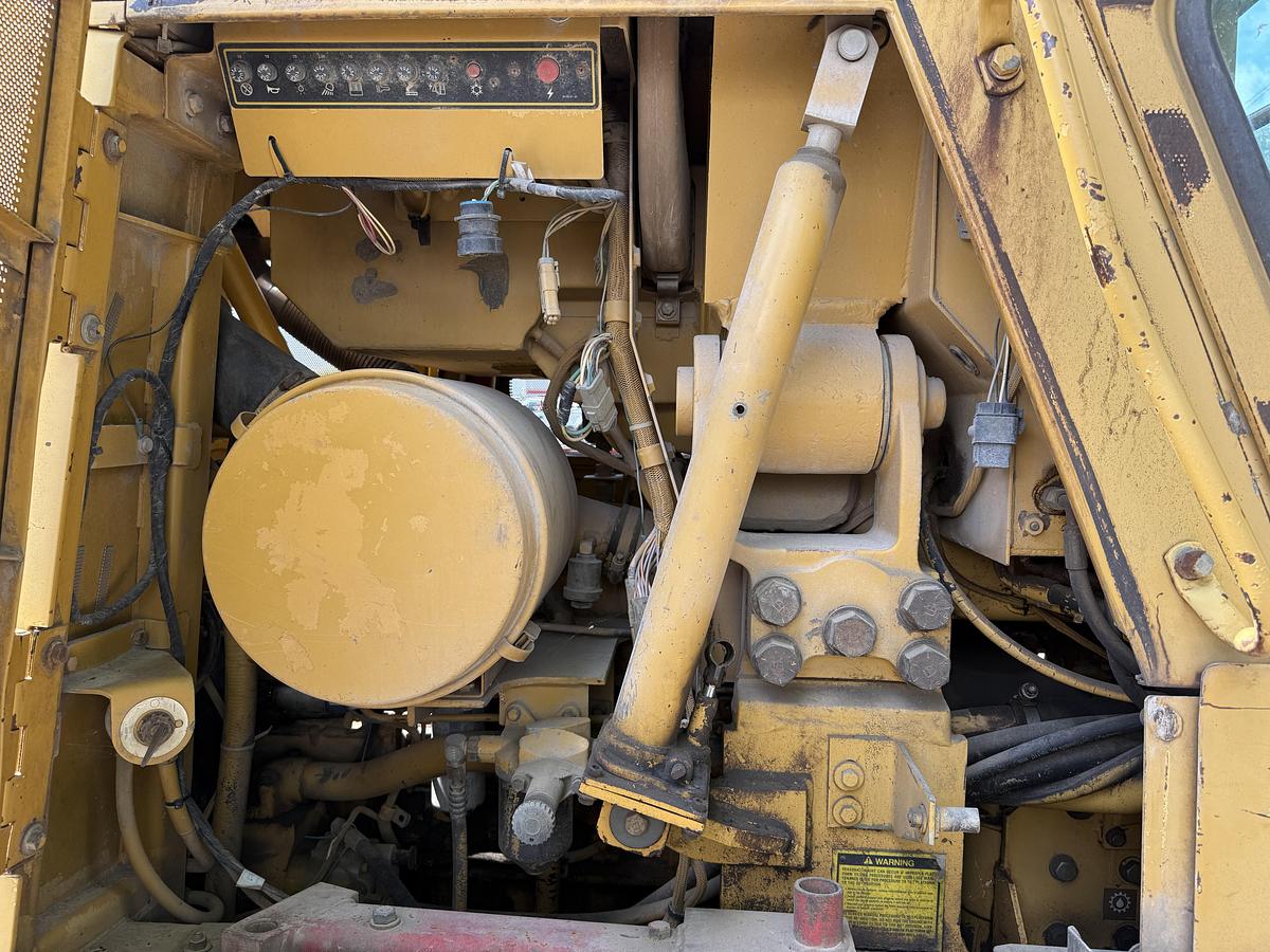 Used 1996 CATERPILLAR 963B