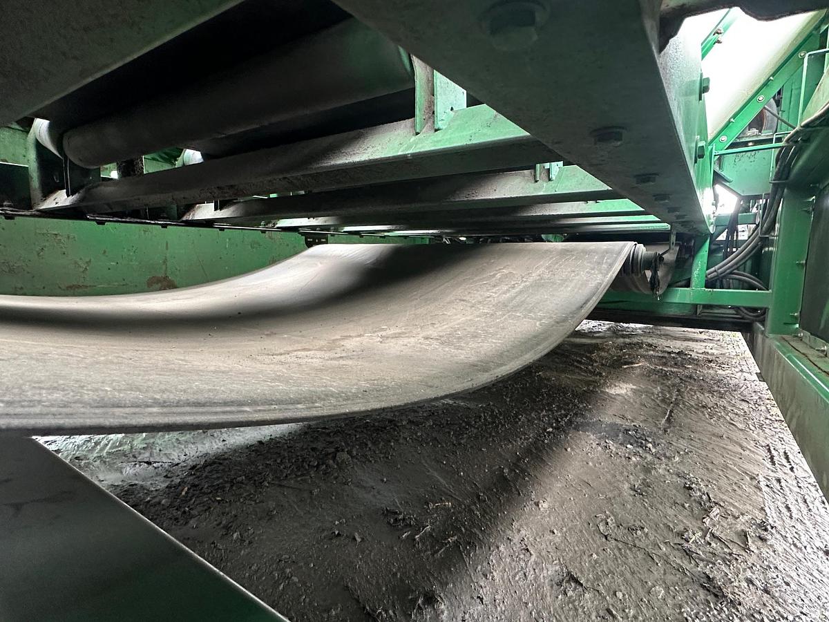 Used 2019 MCCLOSKEY 733RE