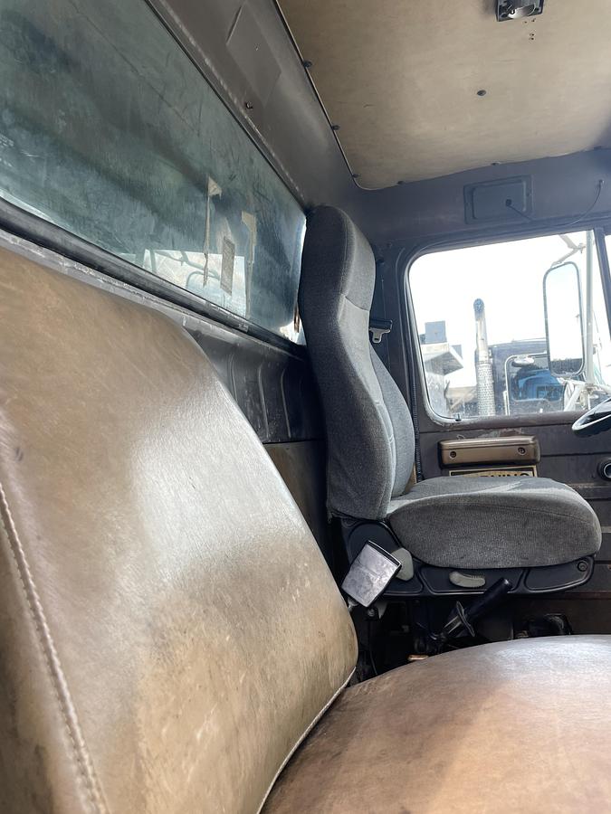 Used 1991 INTERNATIONAL F4900