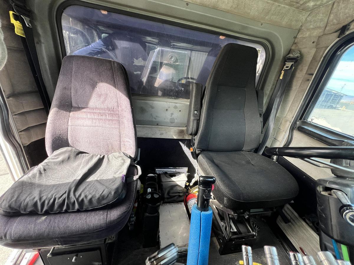 Used 2000 PETERBILT 357